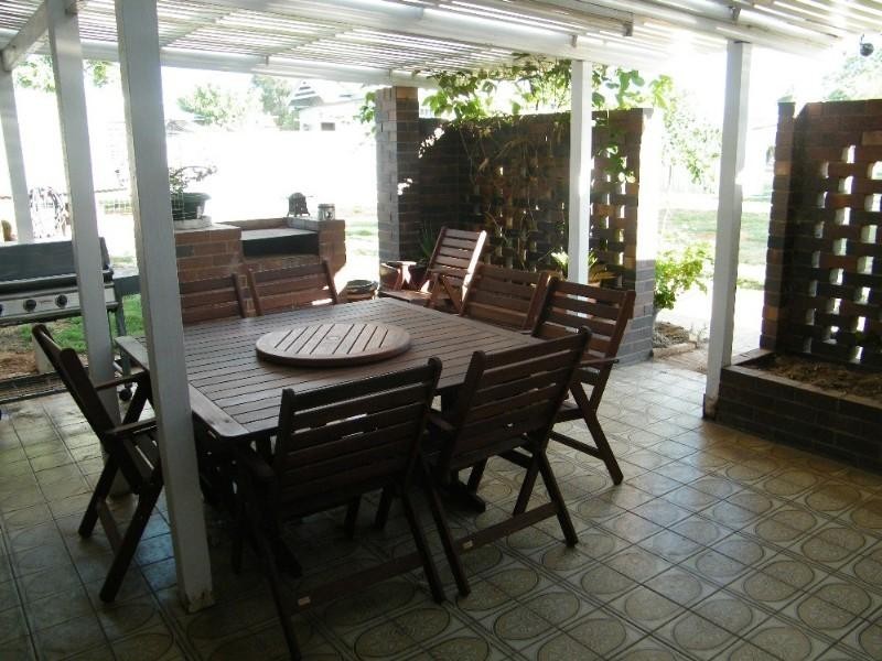 16 Glasson Street, Chinchilla QLD 4413