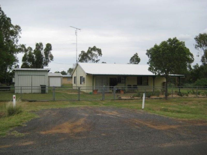 20 Wood Street, Condamine QLD 4416