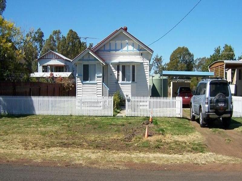 62 George Street, Jandowae QLD 4410