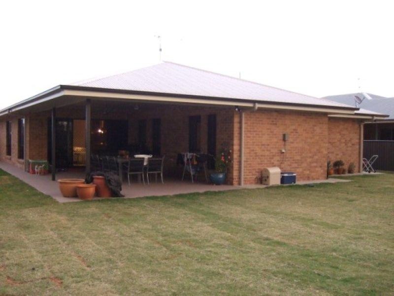 65 Sommerfeld Crescent, Chinchilla QLD 4413