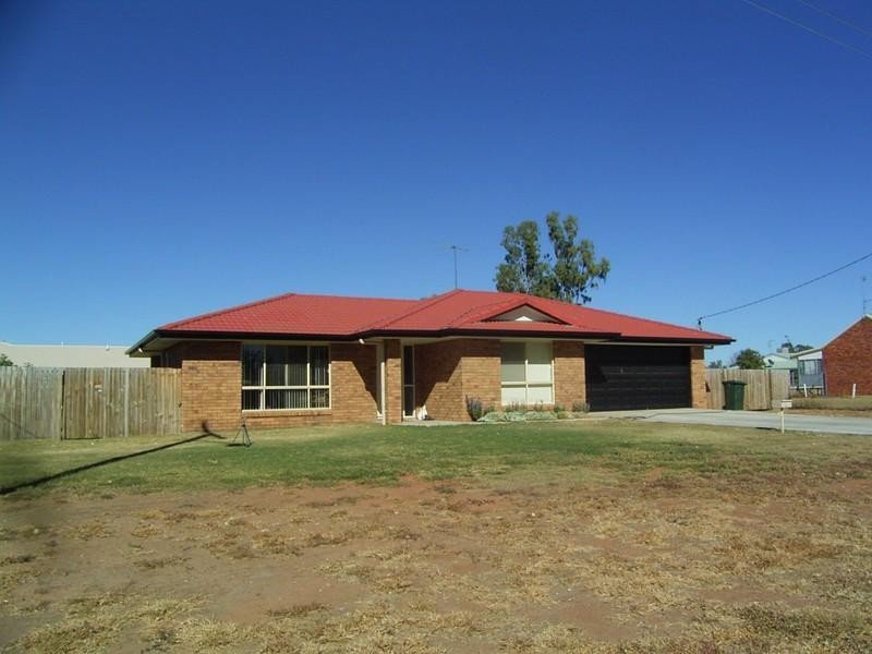 68 Zeller Street, Chinchilla QLD 4413