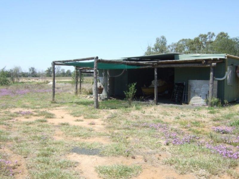 6 Pelican Back Road, Chinchilla QLD 4413