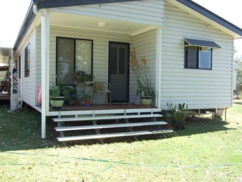 6 Pelican Back Road, Chinchilla QLD 4413