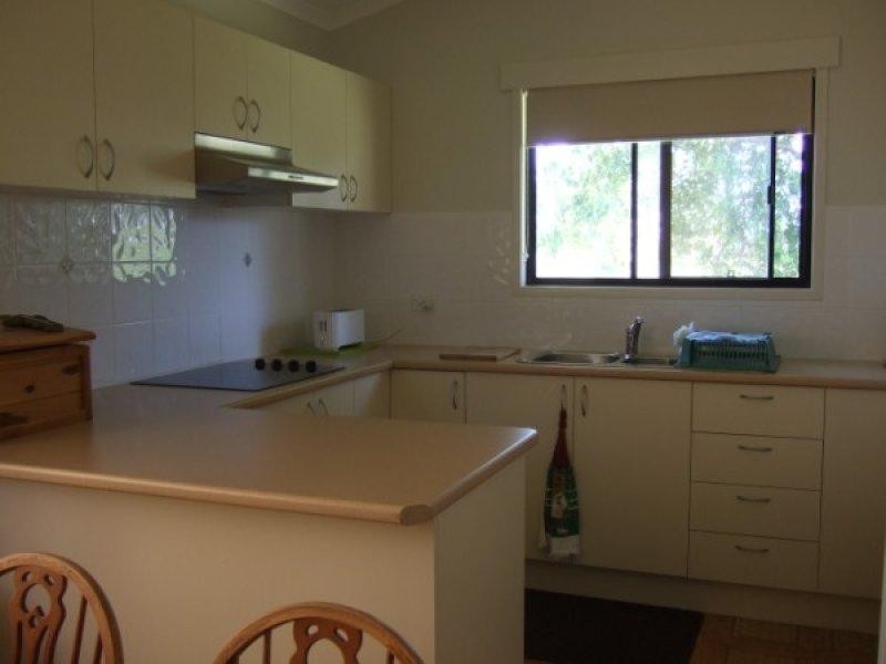 6 Pelican Back Road, Chinchilla QLD 4413