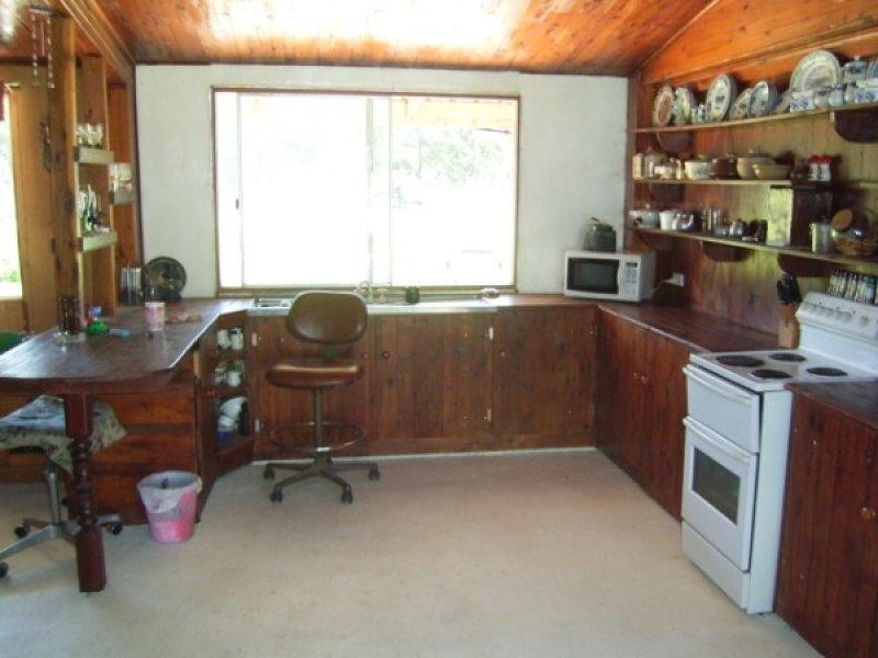 261 Kookaburra Drive, Tara QLD 4421