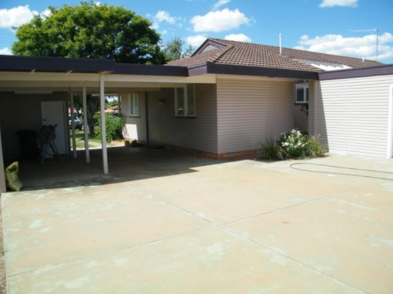 46 Glasson Street, Chinchilla QLD 4413