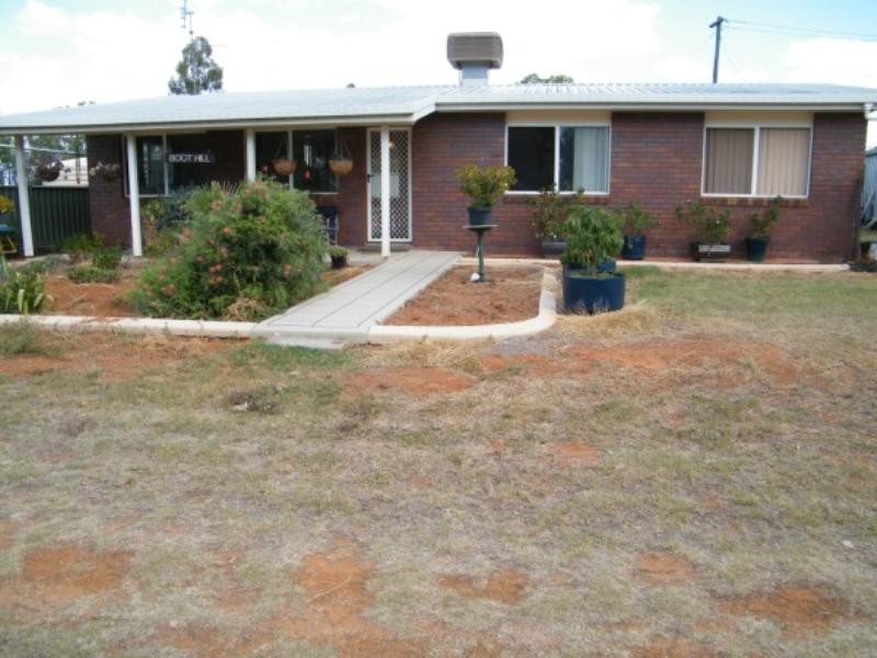 157 Cemetery Road, Chinchilla QLD 4413