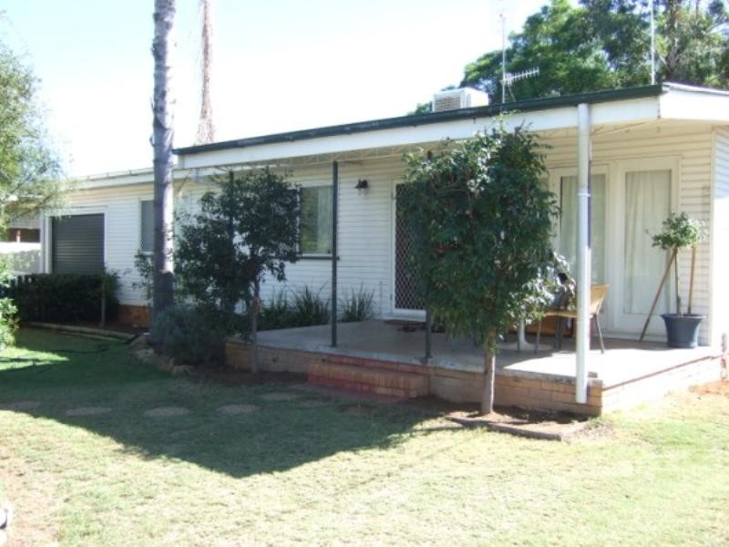 24 Covington Street, Chinchilla QLD 4413