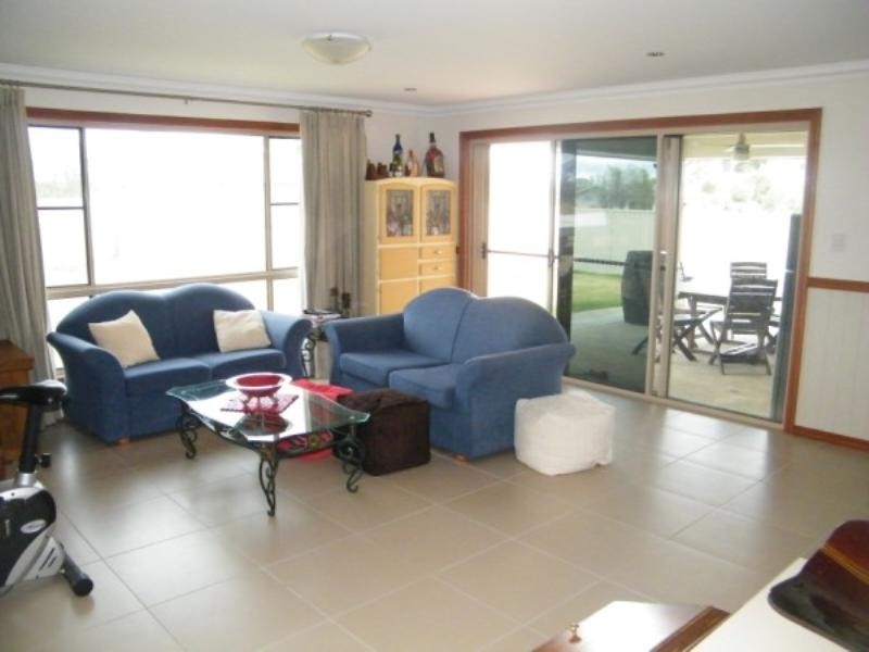 9 McKenzie Street, Chinchilla QLD 4413