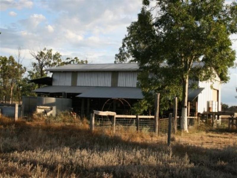 013 McKnights Road, Chinchilla QLD 4413
