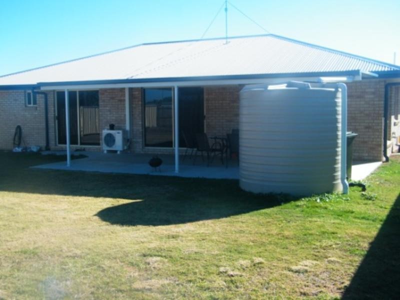 11 Luscombe Street, Chinchilla QLD 4413