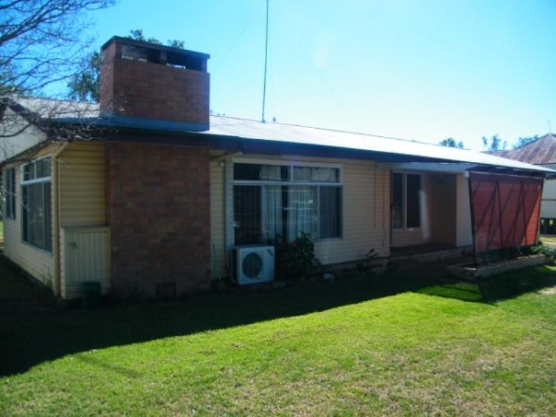 17 King Street, Chinchilla QLD 4413