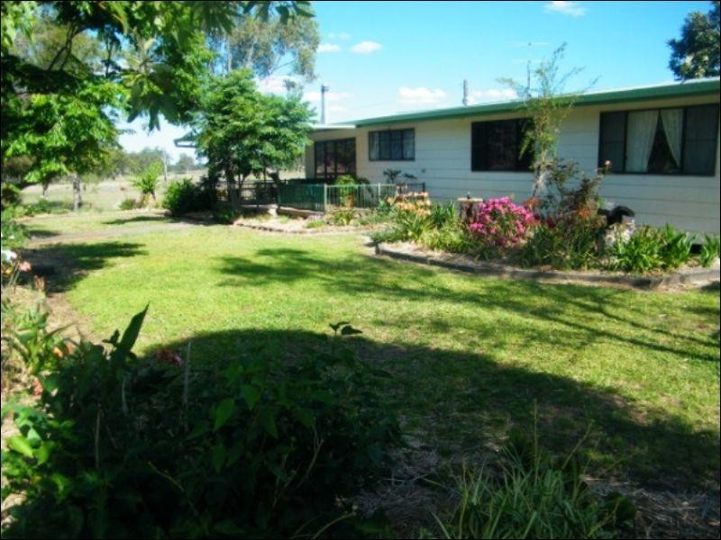 105 Mount Myrtle Road, Miles QLD 4415