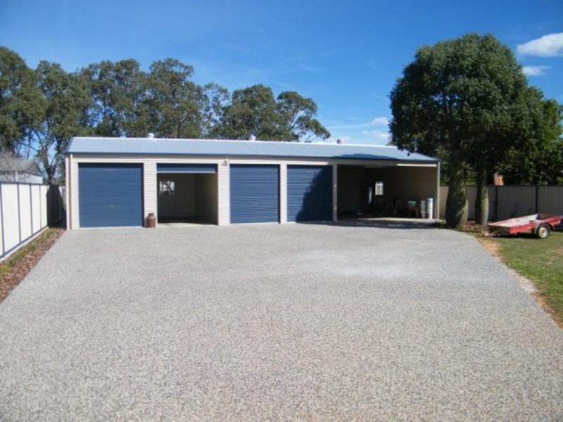 40 Hypatia Street, Chinchilla QLD 4413