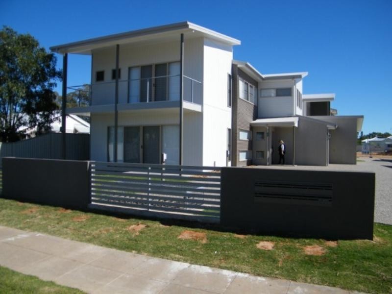 Unit 1 46 Hypatia Street, Chinchilla QLD 4413