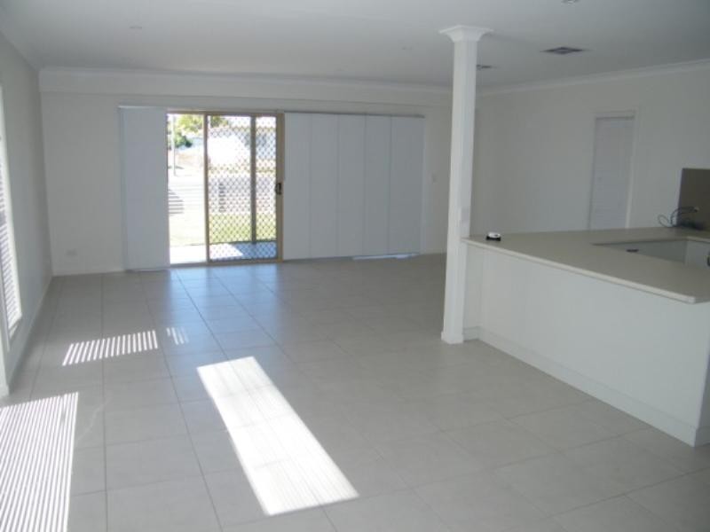Unit 1 46 Hypatia Street, Chinchilla QLD 4413