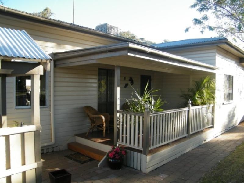 128 Murilla Street, Miles QLD 4415