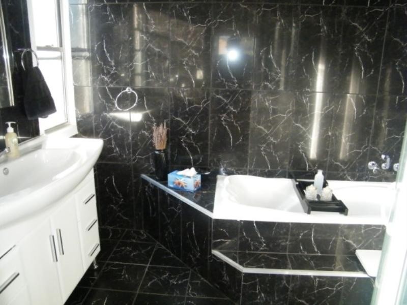 128 Murilla Street, Miles QLD 4415