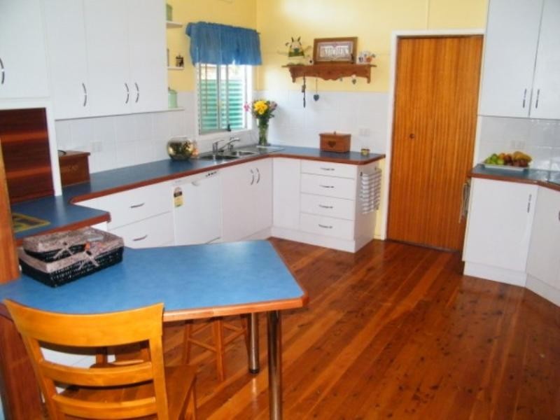 45 Hypatia Street, Chinchilla QLD 4413