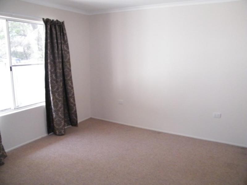 Flat 1/72 Wambo Street, Chinchilla QLD 4413