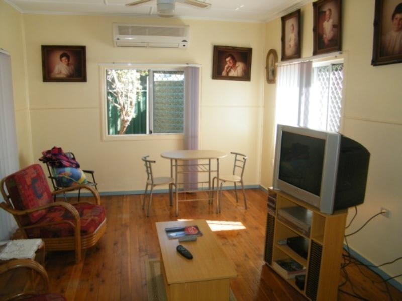 12 Evans Street, Chinchilla QLD 4413