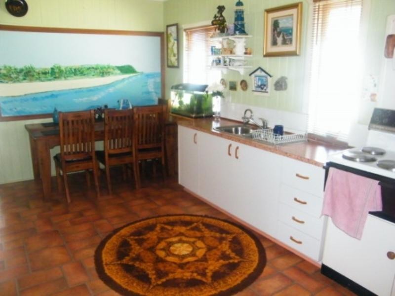 53 Edith Street, Miles QLD 4415