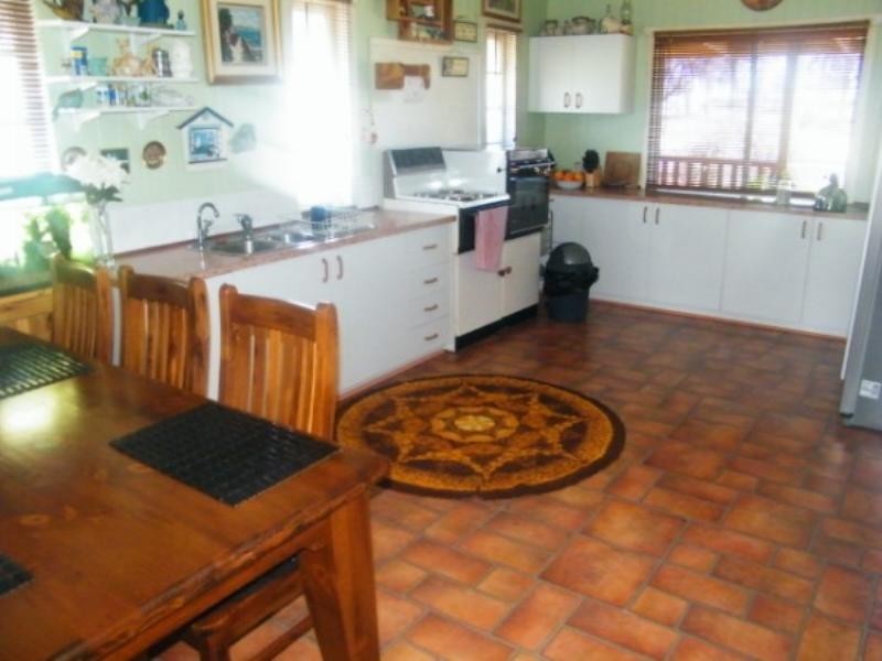 53 Edith Street, Miles QLD 4415