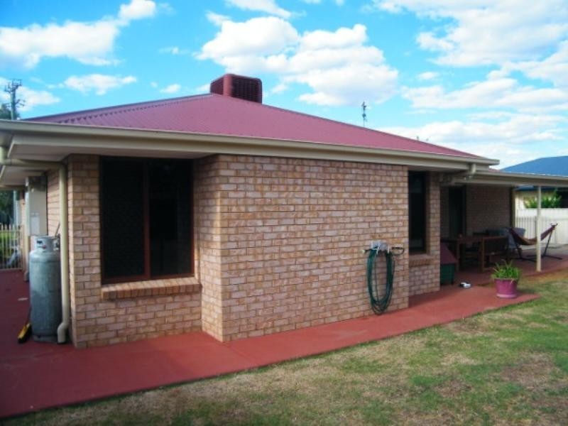 43 Beasley Street, Chinchilla QLD 4413