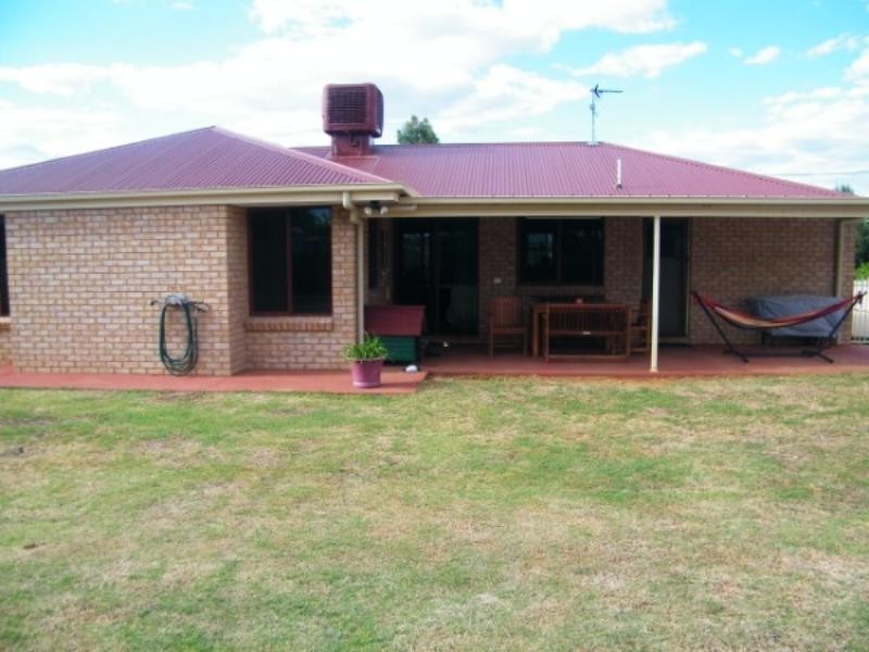 43 Beasley Street, Chinchilla QLD 4413