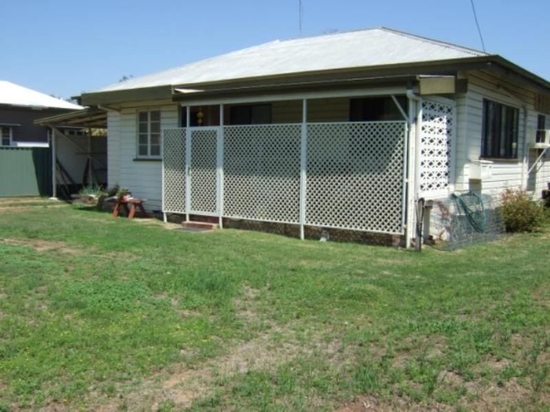 31 Heeney Street, Chinchilla QLD 4413