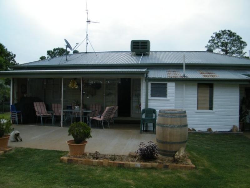 17 Evans Street, Chinchilla QLD 4413