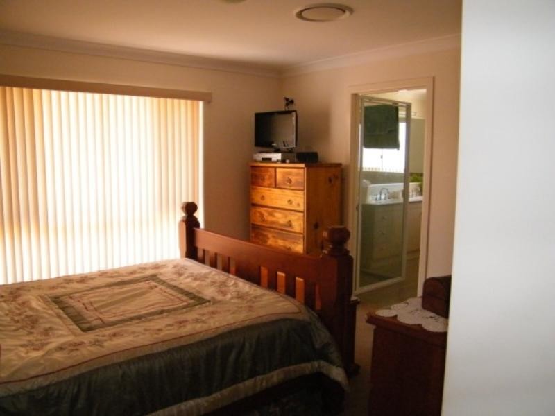 4 Back Avenue, Chinchilla QLD 4413