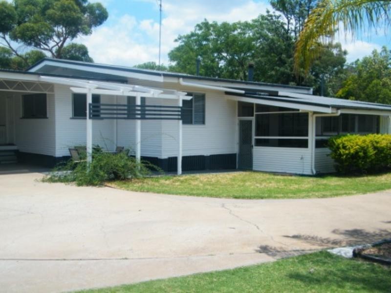 31 Mackie Street, Chinchilla QLD 4413