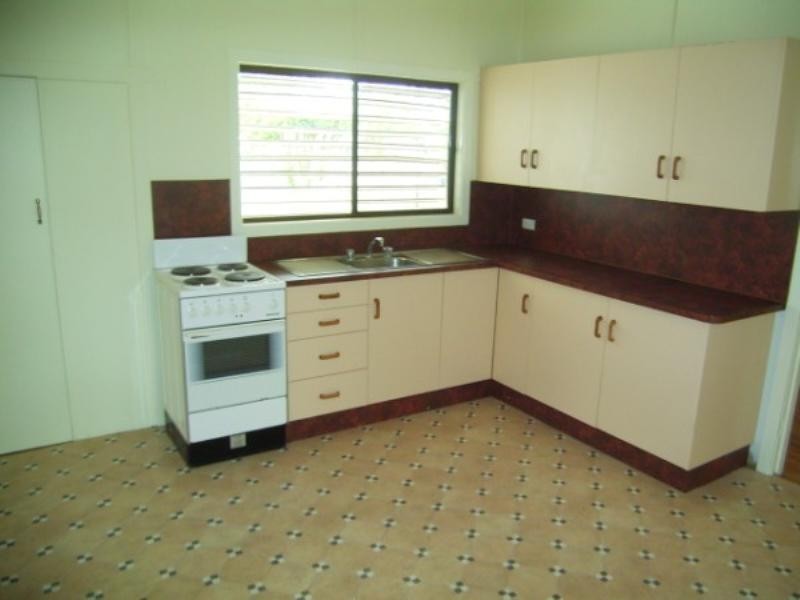 15 Heeney Street, Chinchilla QLD 4413