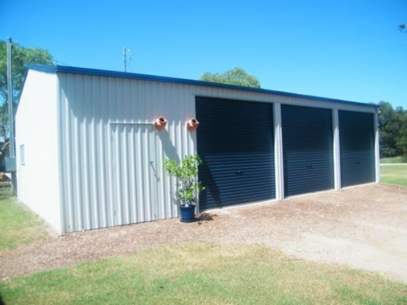 .406 Chances Plains Road, Chinchilla QLD 4413