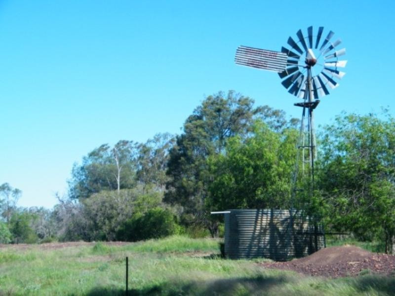 668 Redhill Road, Chinchilla QLD 4413