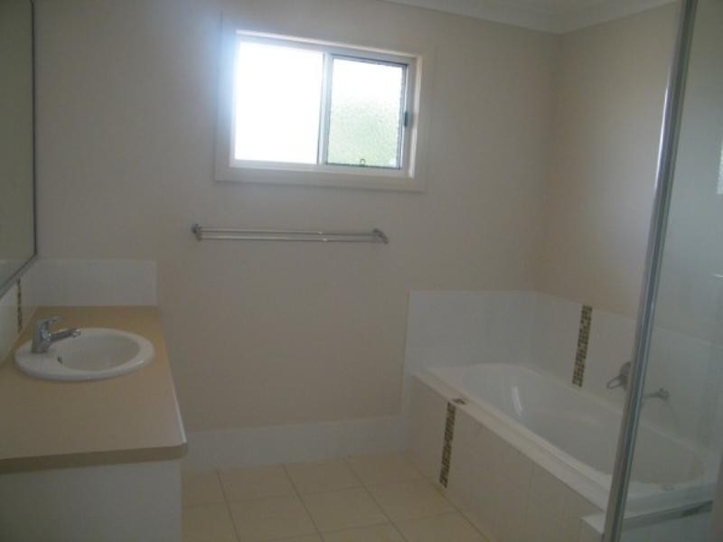 80 Boyd Street, Chinchilla QLD 4413