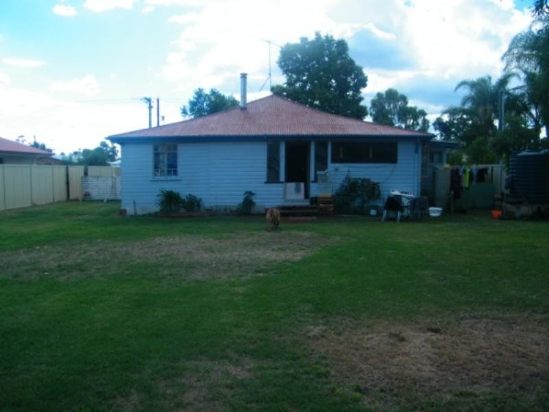 52 King Street, Chinchilla QLD 4413