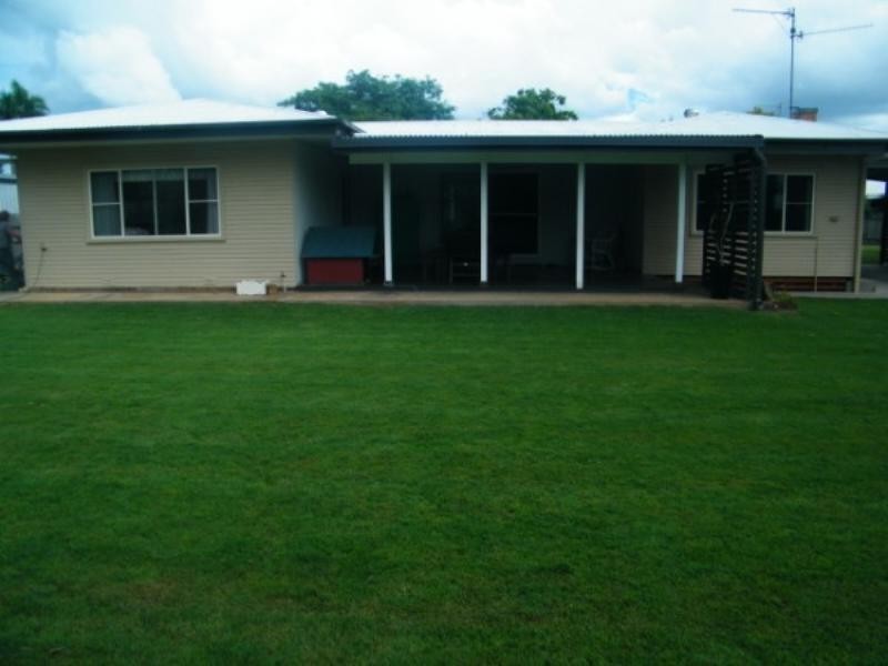 21 Mackie Street, Chinchilla QLD 4413