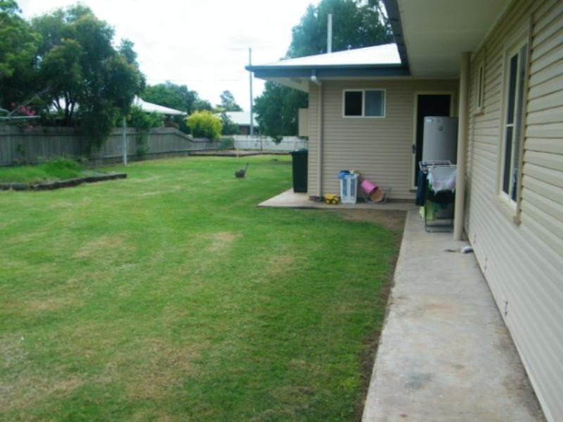 21 Mackie Street, Chinchilla QLD 4413