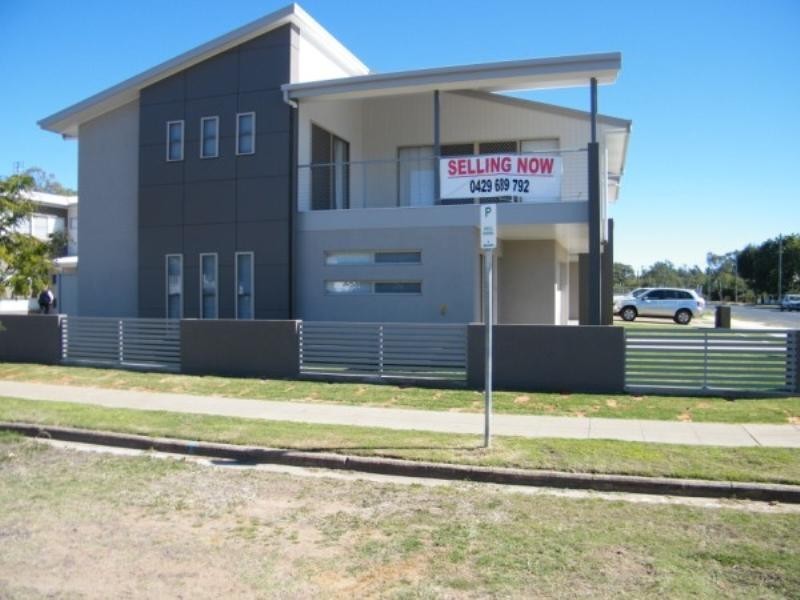 Unit 10 46 Hypatia Street, Chinchilla QLD 4413