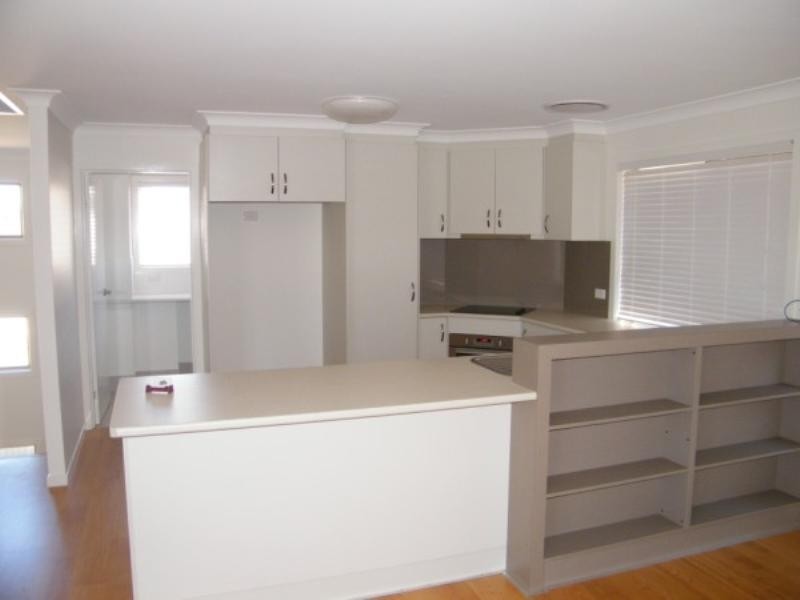Unit 10 46 Hypatia Street, Chinchilla QLD 4413