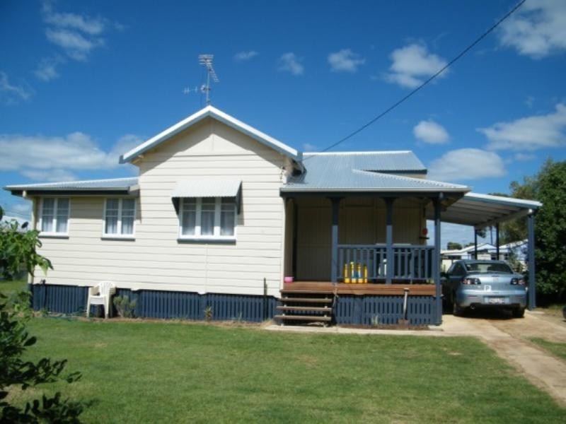 60 King Street, Chinchilla QLD 4413