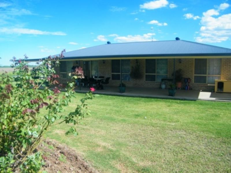 272 Aerodrome Road, Chinchilla QLD 4413