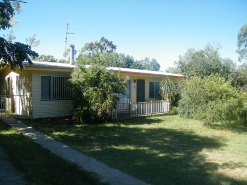 5 Hypatia Street, Chinchilla QLD 4413