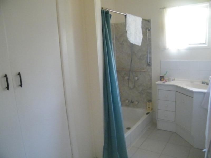 5 Hypatia Street, Chinchilla QLD 4413