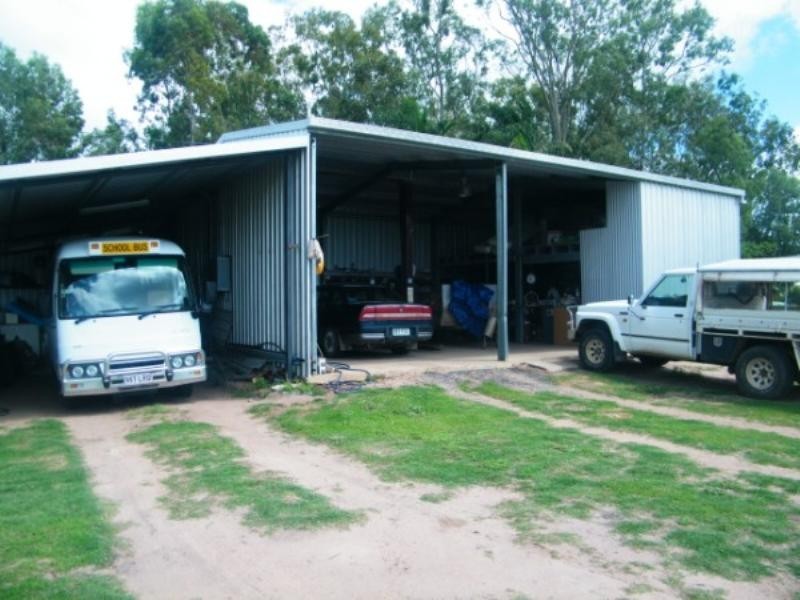 364 Windmill Road, Chinchilla QLD 4413