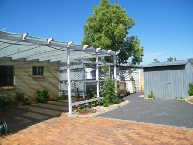 13 Wheeler Street, Chinchilla QLD 4413