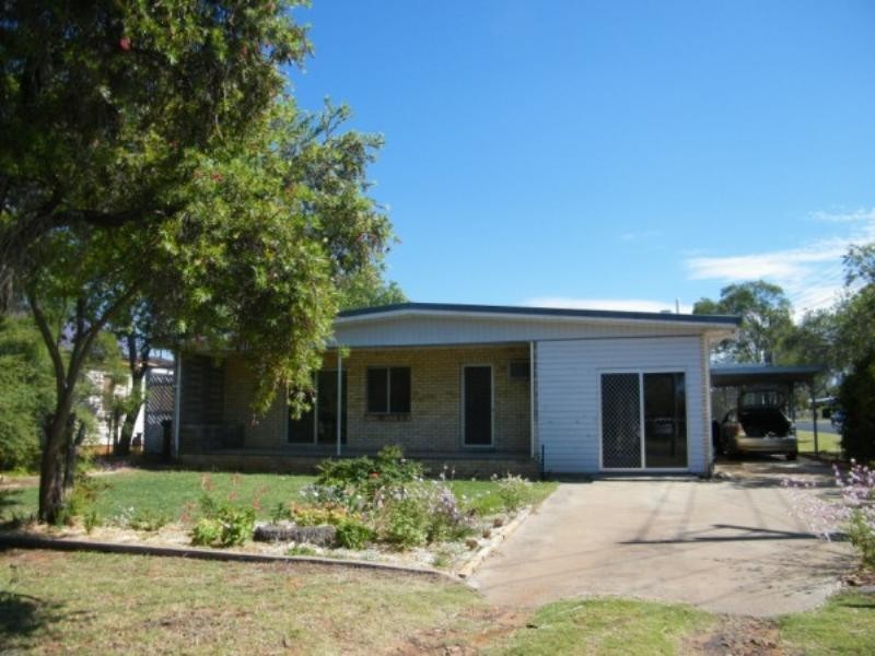 13 Wheeler Street, Chinchilla QLD 4413