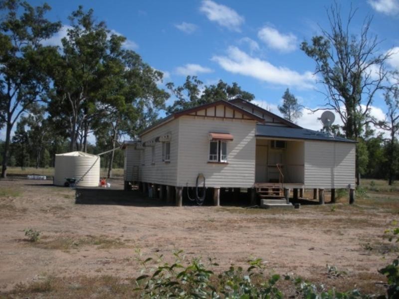 190 Phipps Road, Chinchilla QLD 4413